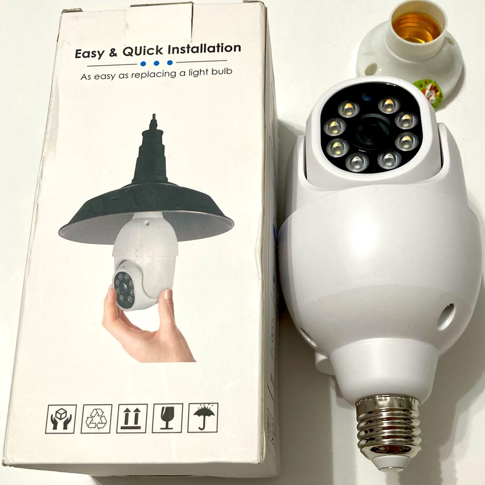 🔥HP🔥New Tuya 3.0 MP Wi-FI Panoramic Bulb Camera.Smart Camera with Light Bulb